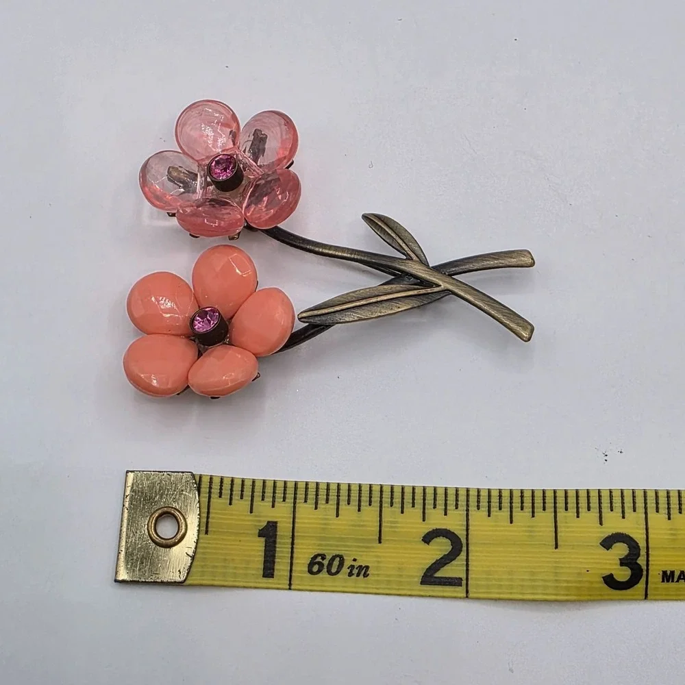 Vintage Lucite Thermoset Flower‎ Brooch Pink Coral Rhinestone 1950s Floral Pin